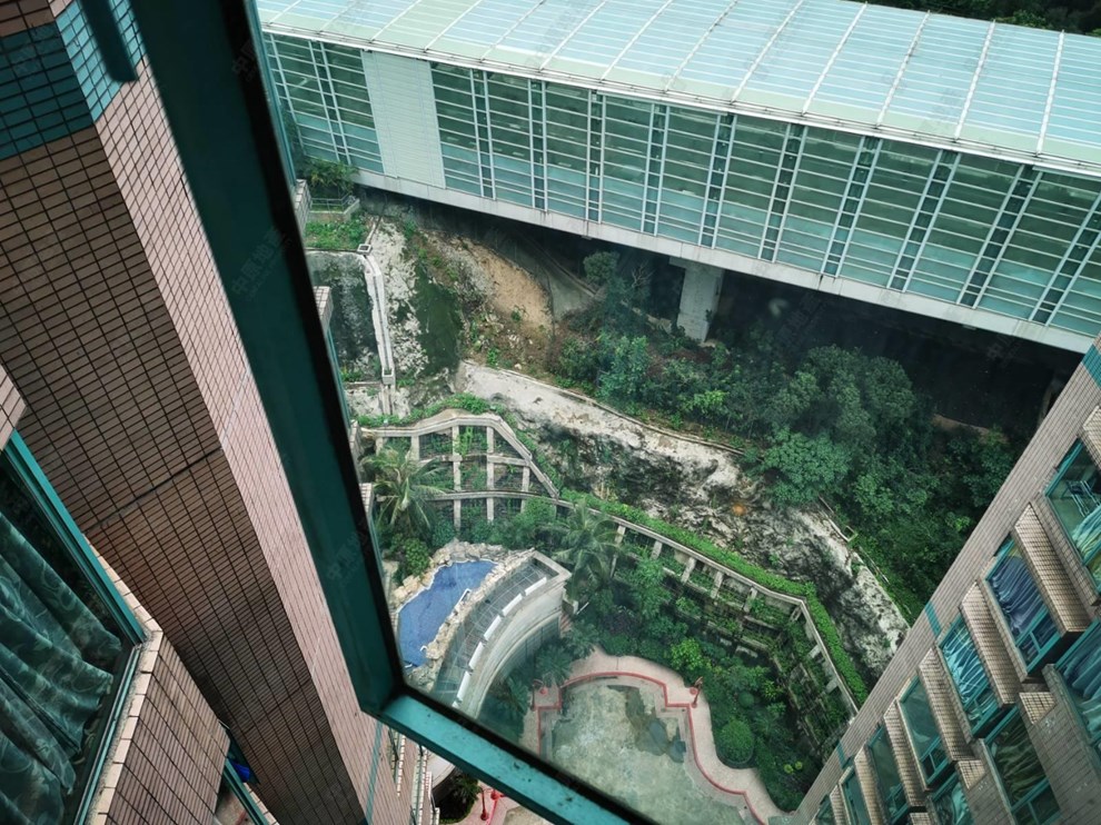Unit Exterior-Terrace