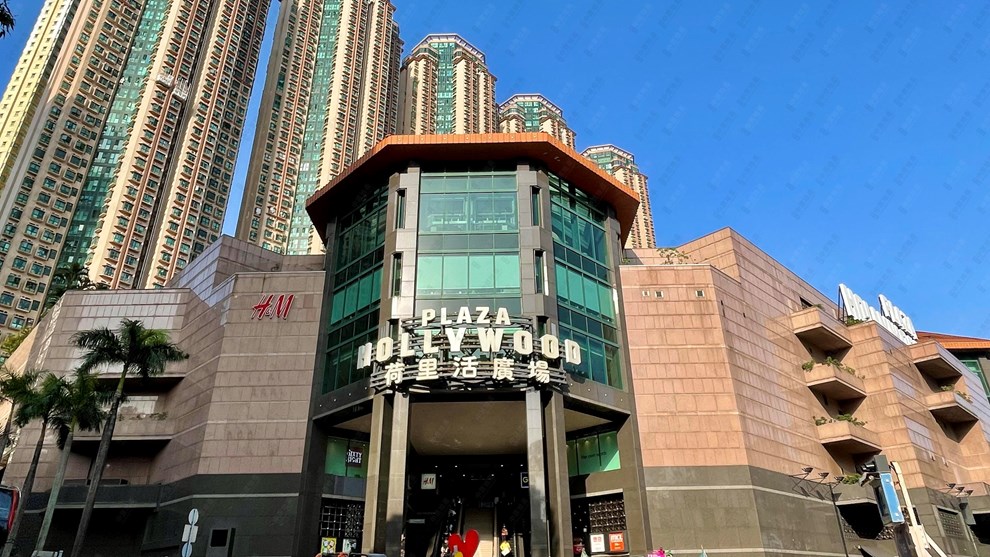 Nearby Environment-Shopping Mall