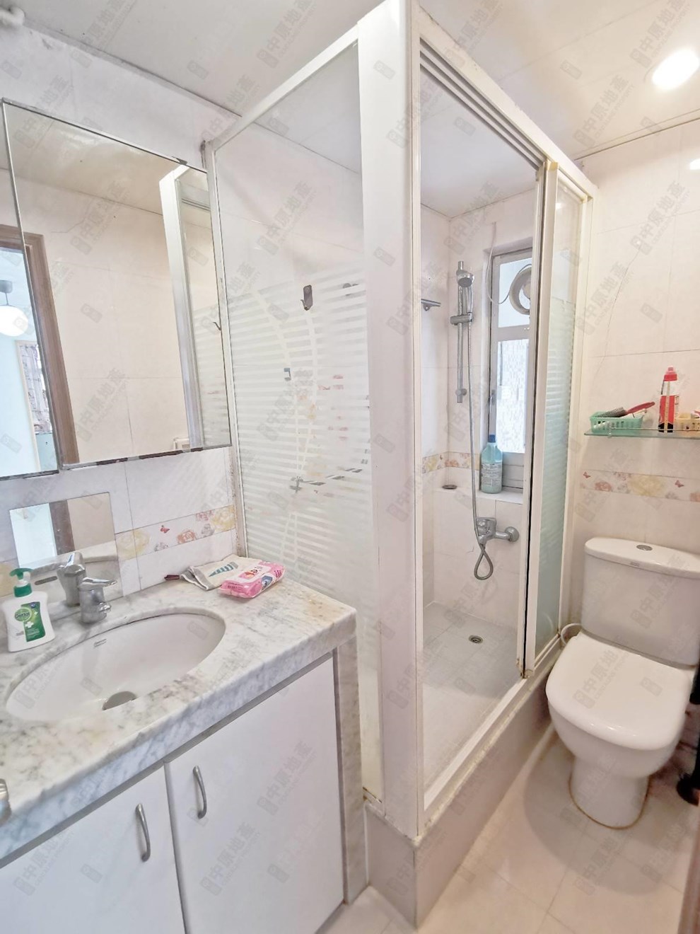 Unit Interior-Bathroom