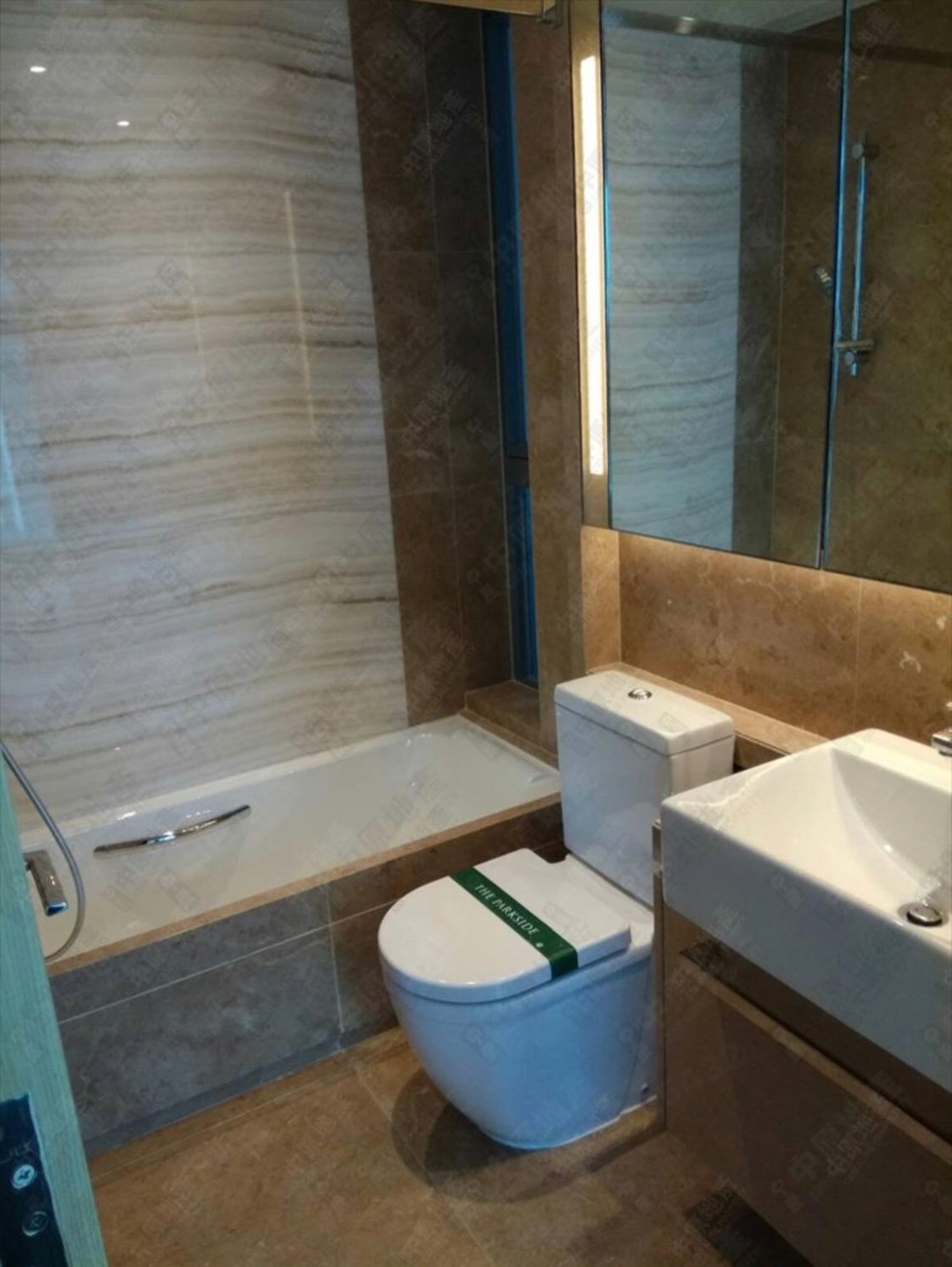 Unit Interior-Bathroom