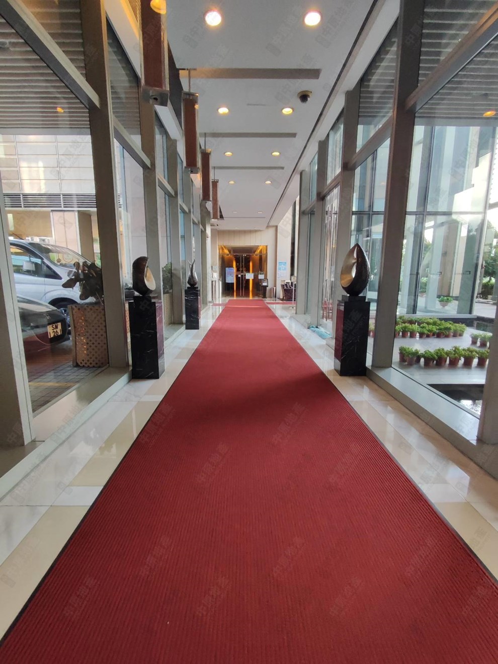 Building-Lobby