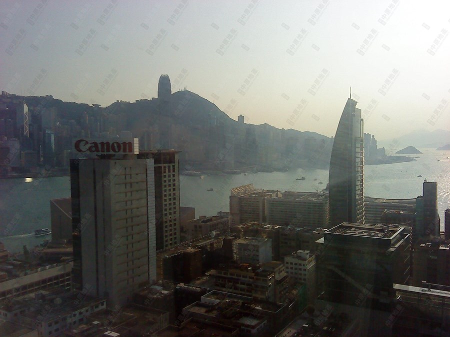 名铸, 相片