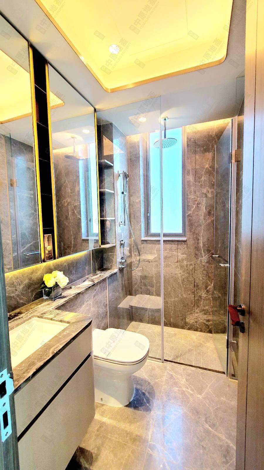 Unit Interior-Master Bathroom