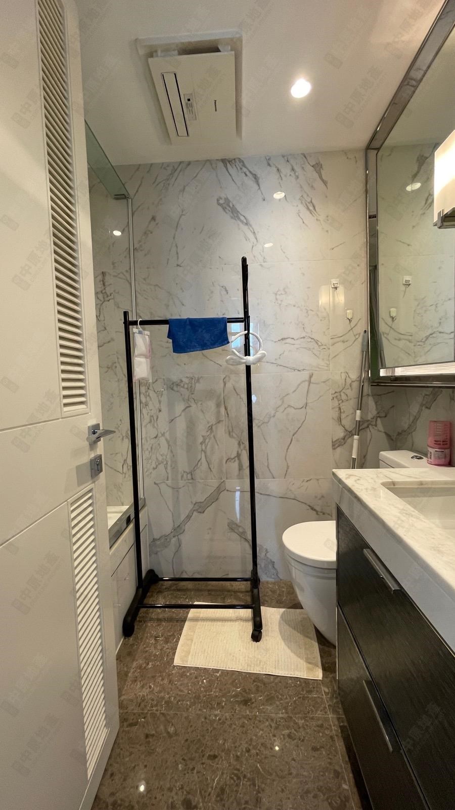 Unit Interior-Bathroom