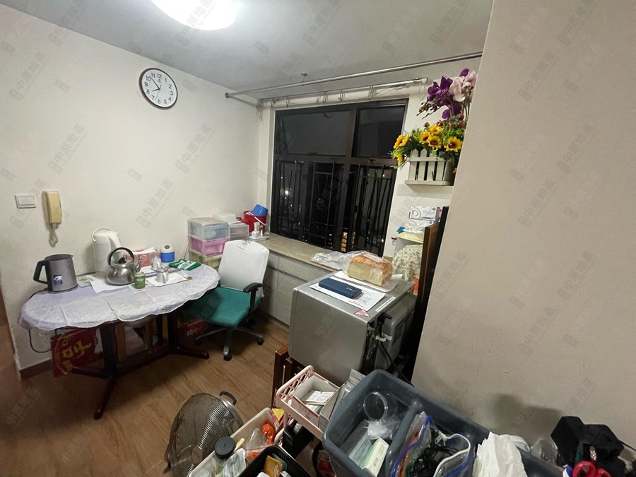 綠楊新邨 E座, 相片