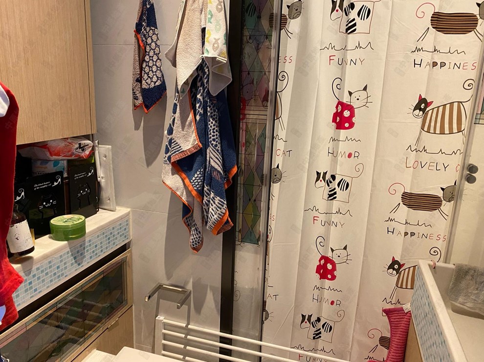 Unit Interior-Bathroom