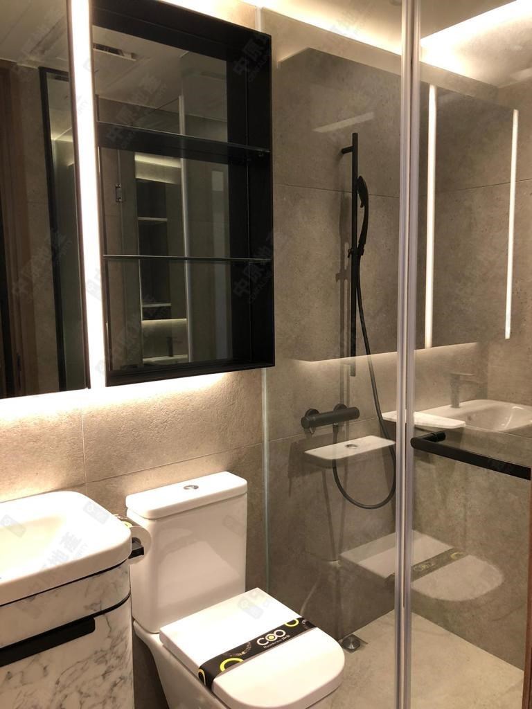 Unit Interior-Bathroom