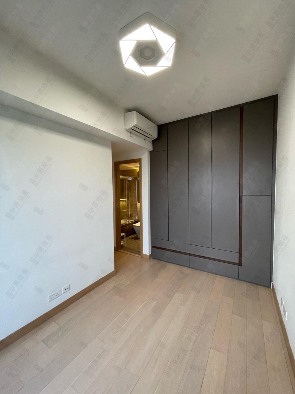 Unit Interior-Master Bedroom