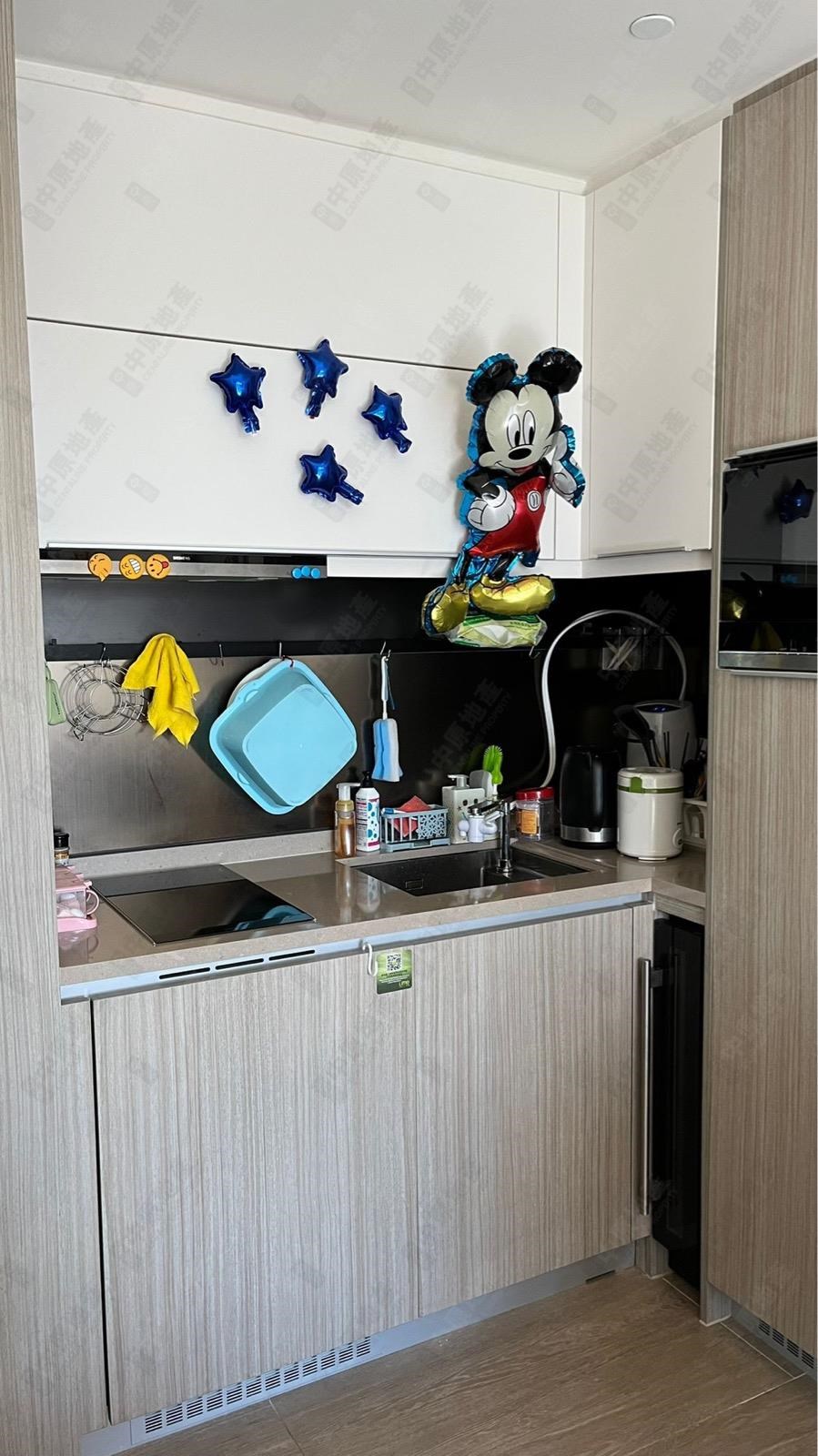 Unit Interior-Kitchen