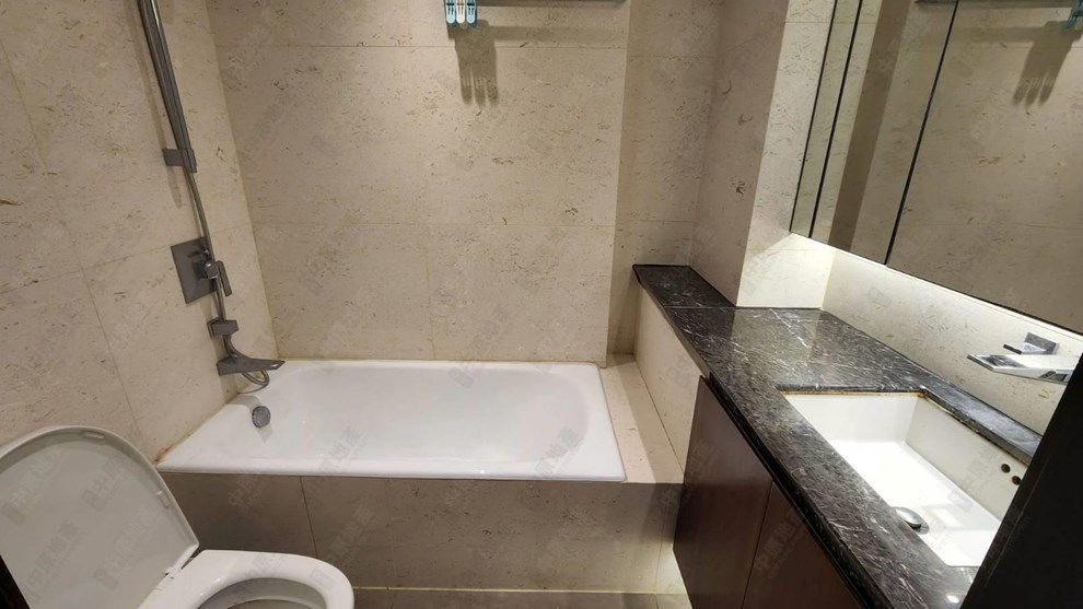 Unit Interior-Bathroom