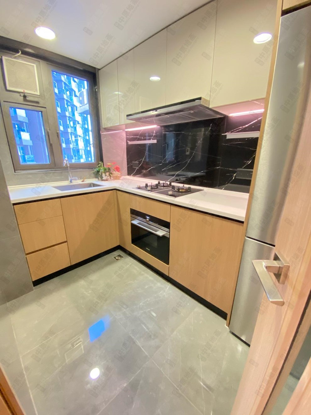 Unit Interior-Kitchen