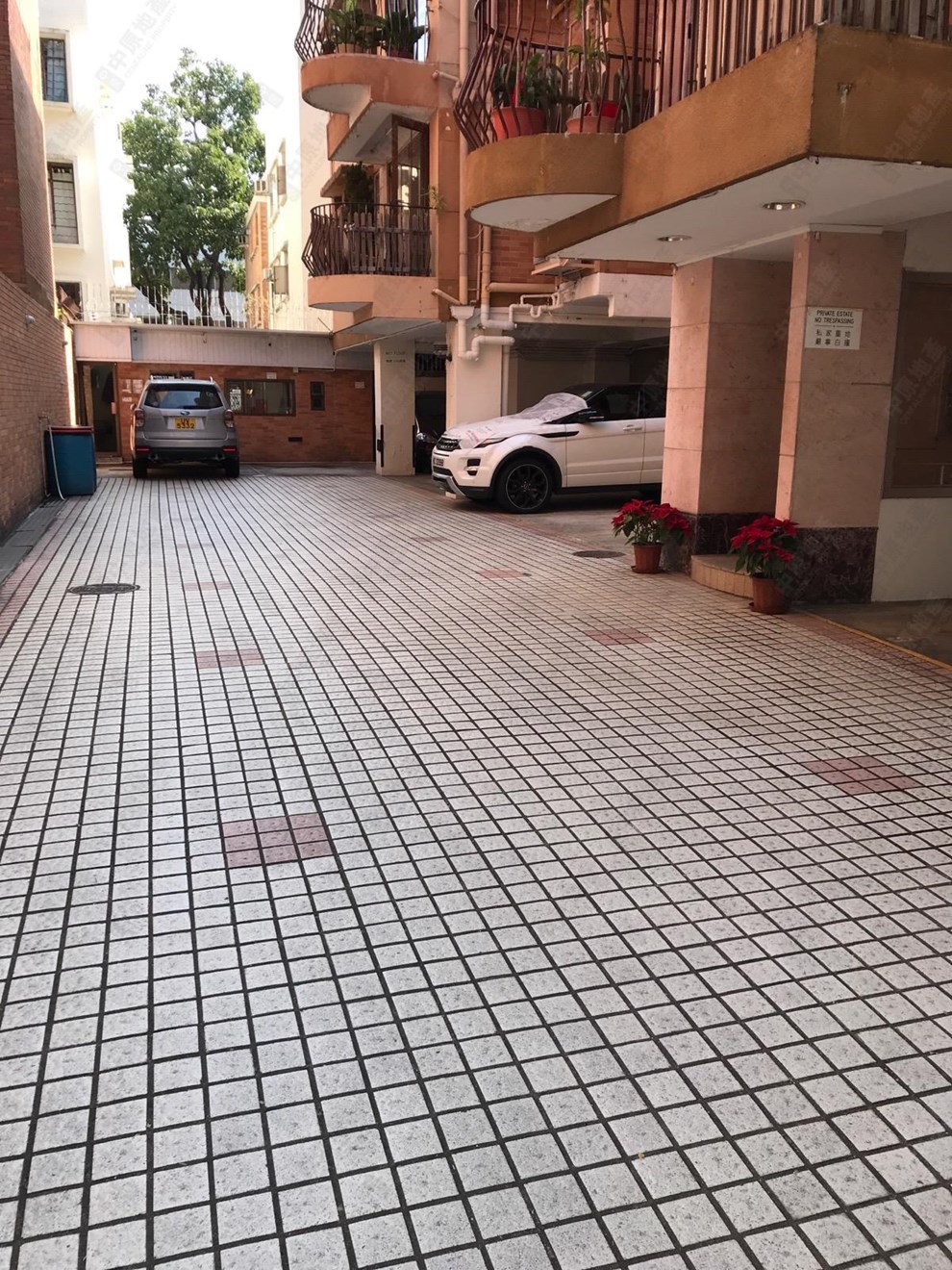 大廈-入口