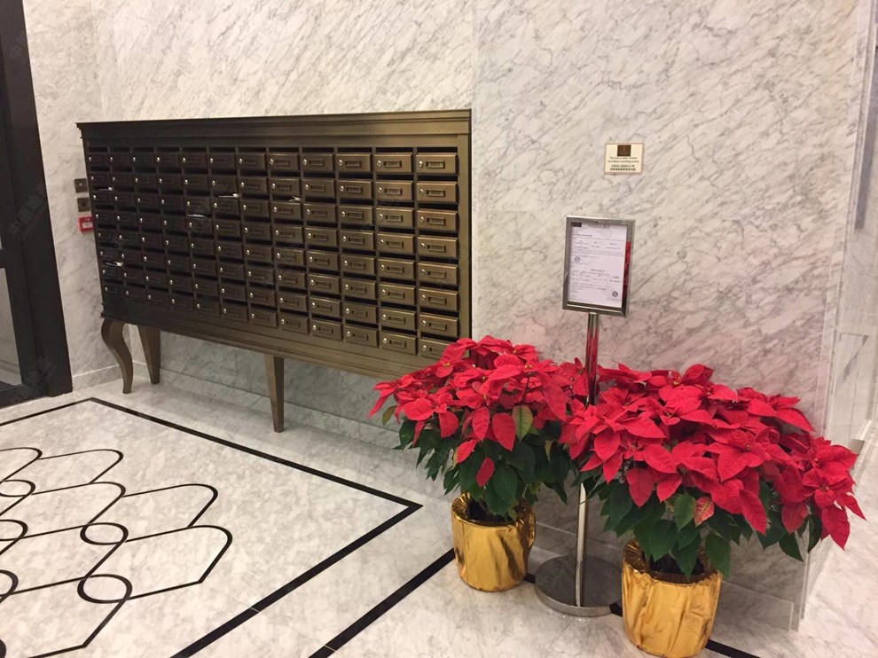 Building-Lobby