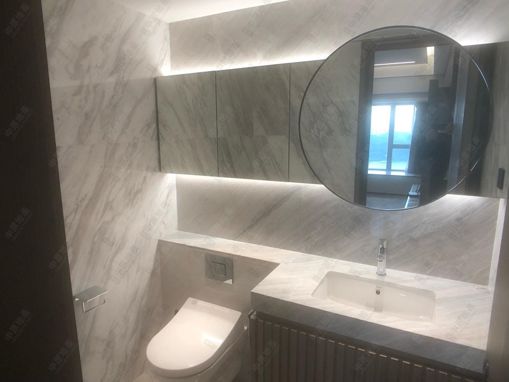 Unit Interior-Bathroom