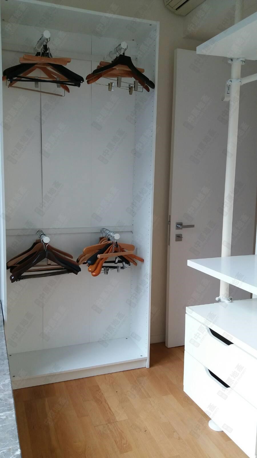 Unit Interior-Cloak Room