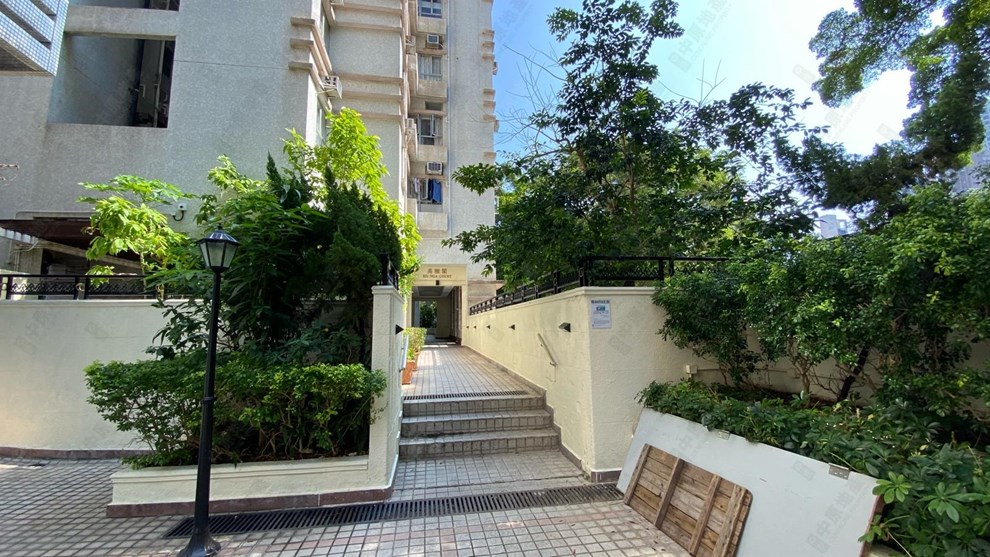 Building-Entrance