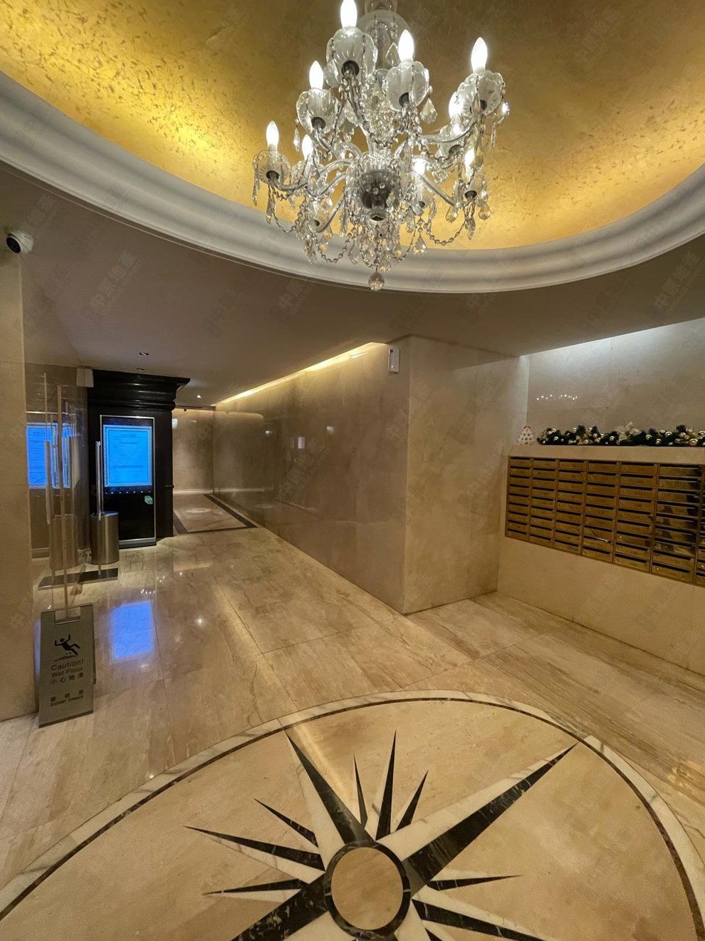 Building-Lobby