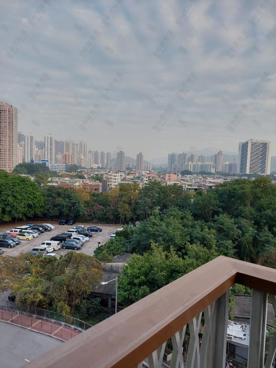 翘翠峰, 相片