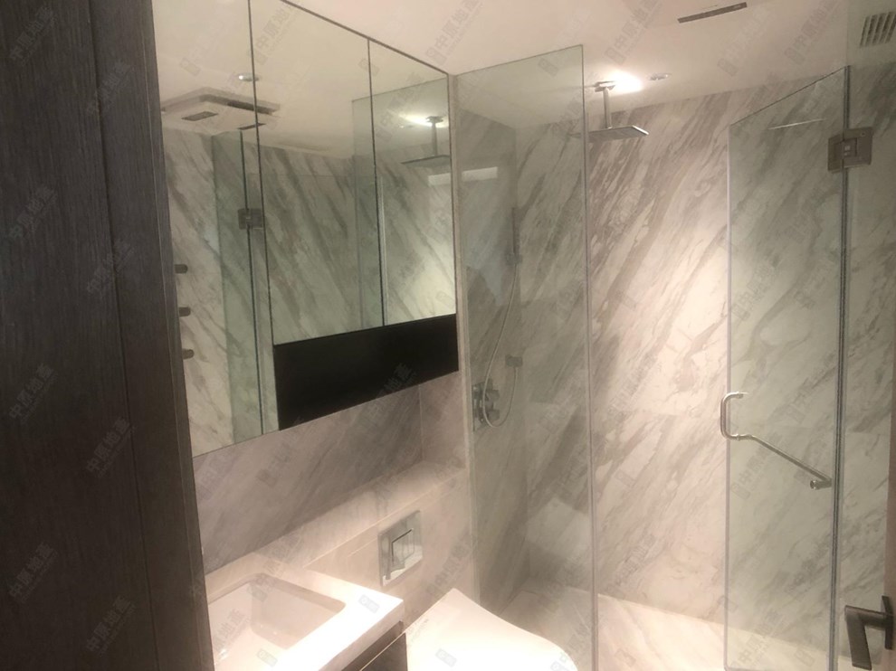 Unit Interior-Bathroom