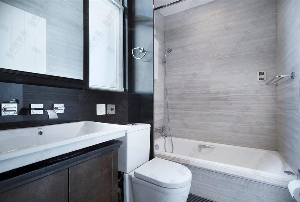 Unit Interior-Washroom
