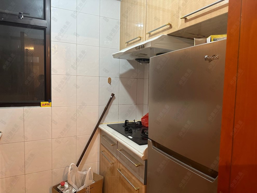 Unit Interior-Kitchen