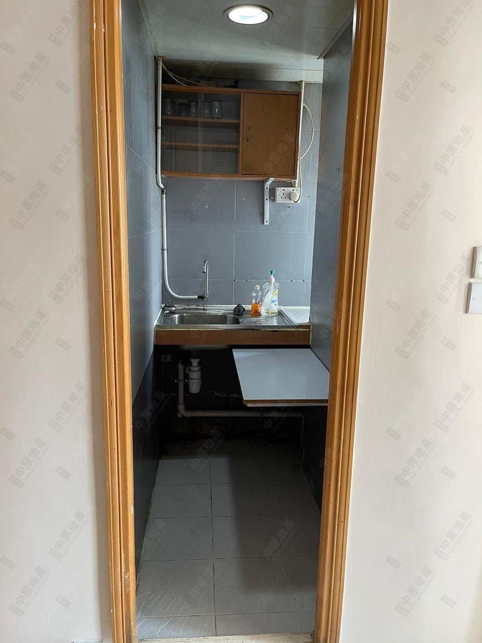 Unit Interior-Kitchen