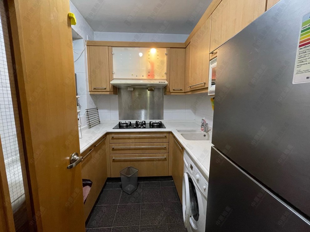 Unit Interior-Kitchen
