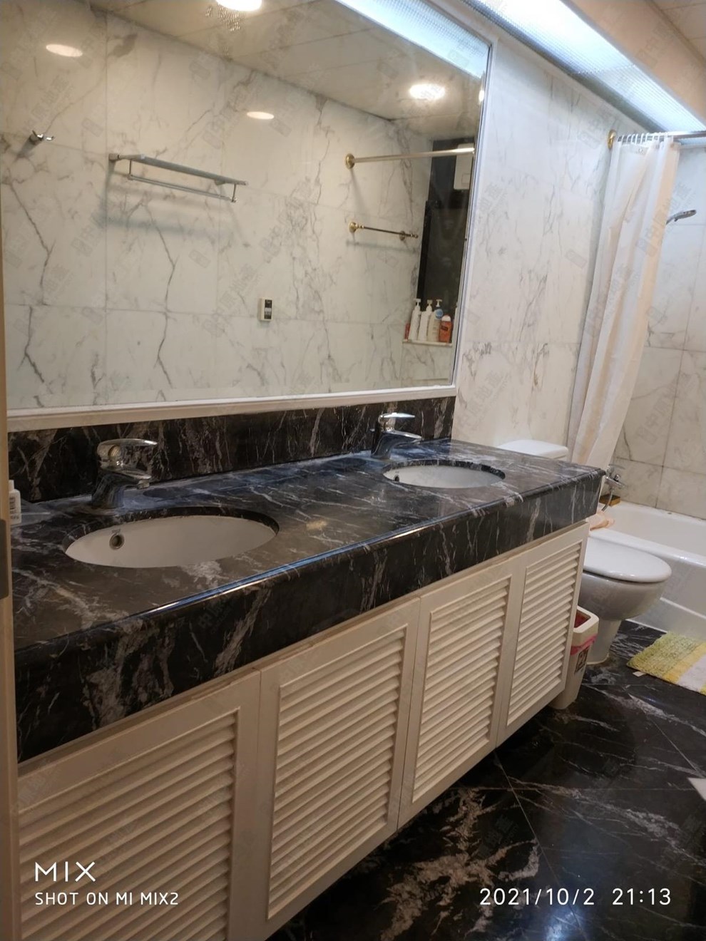 Unit Interior-Master Bathroom