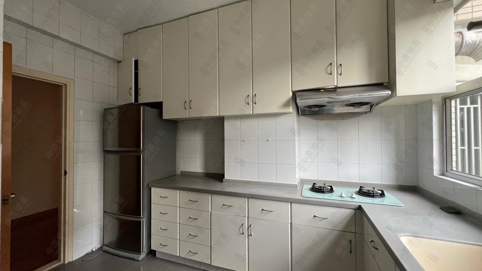 Unit Interior-Kitchen