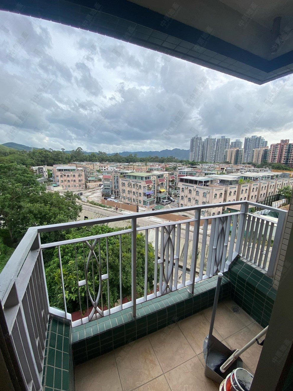 Unit Exterior-Balcony