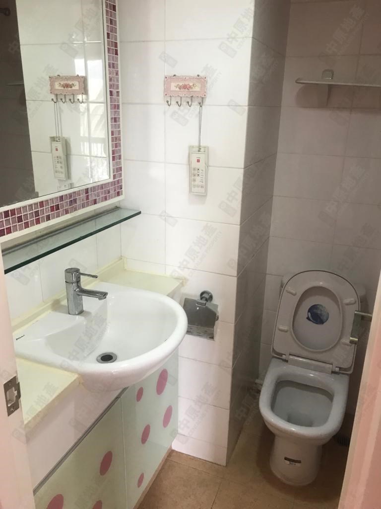 Unit Interior-Bathroom