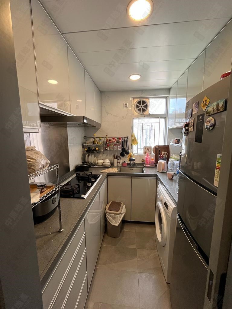 Unit Interior-Kitchen
