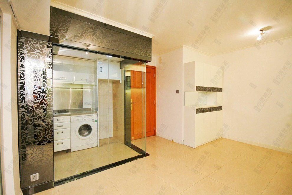 Unit Interior-Kitchen