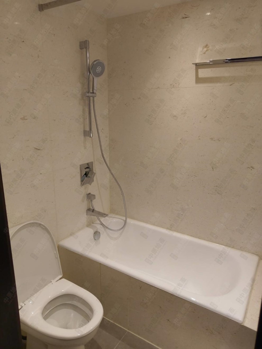 Unit Interior-Bathroom