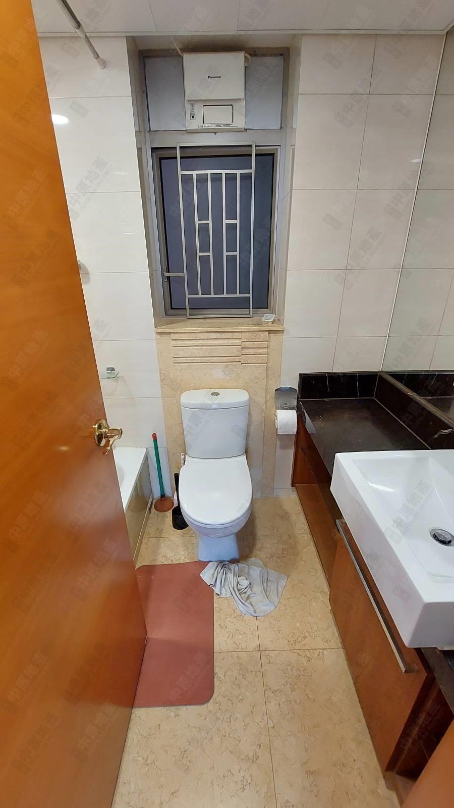 Unit Interior-Bathroom