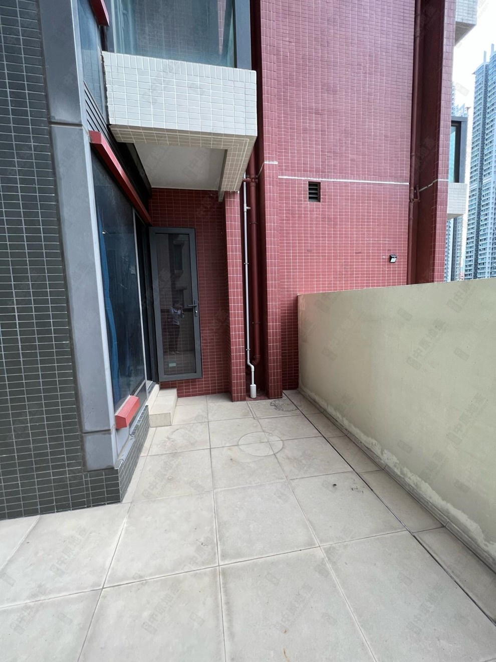 Unit Exterior-Terrace