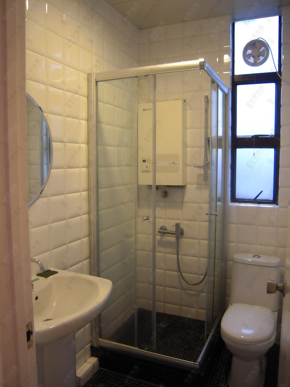 Unit Interior-Bathroom