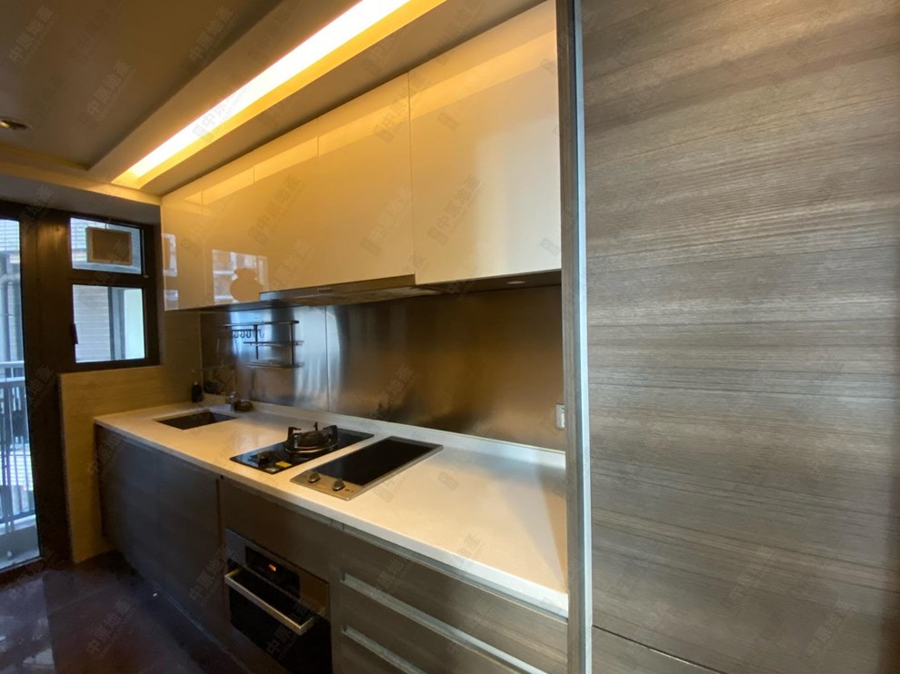 Unit Interior-Kitchen