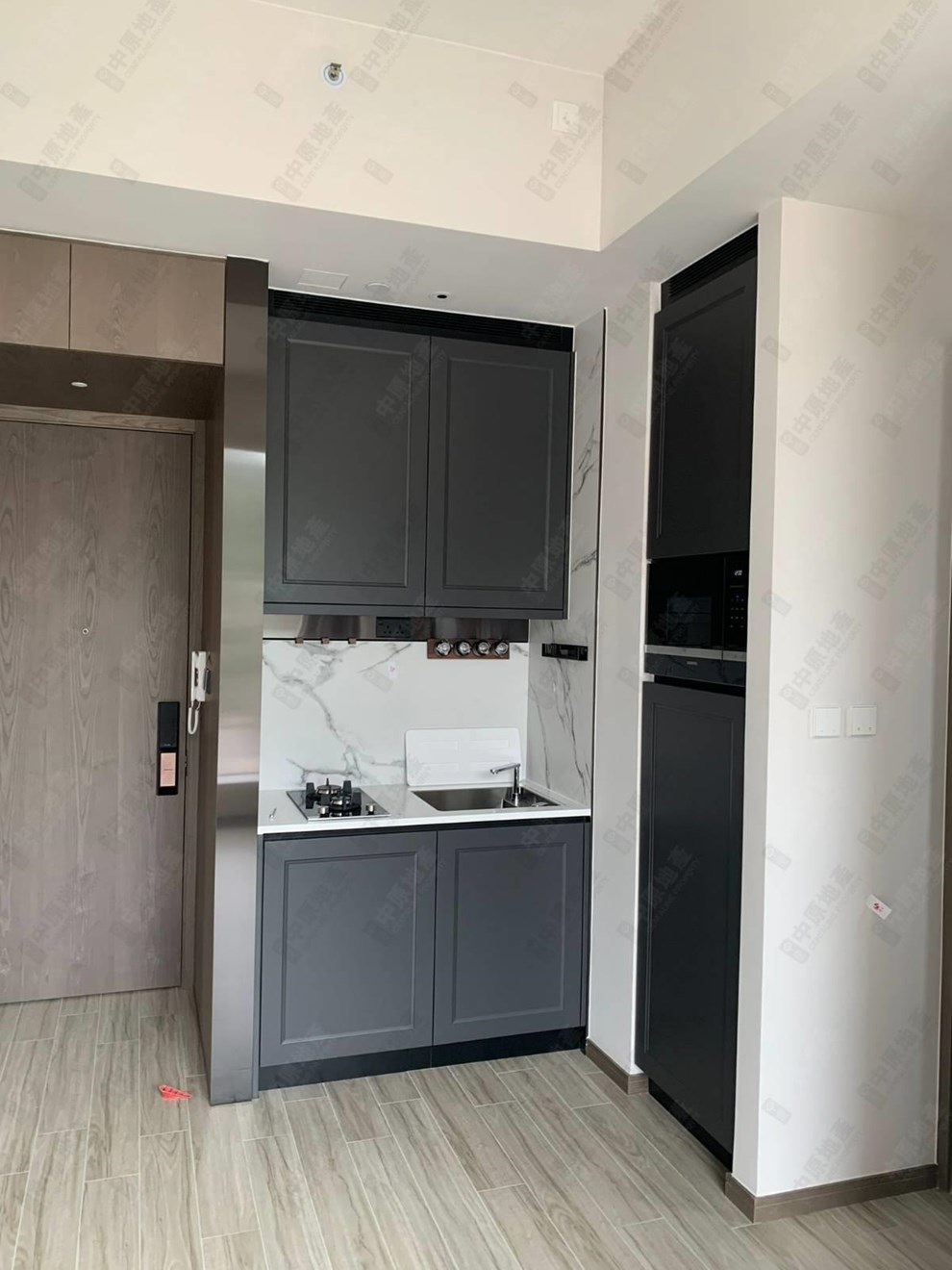 Unit Interior-Kitchen