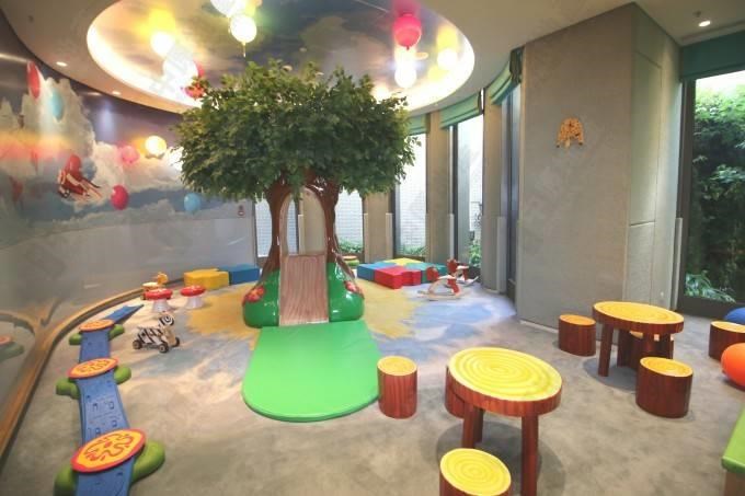 Club/Facility-Playground