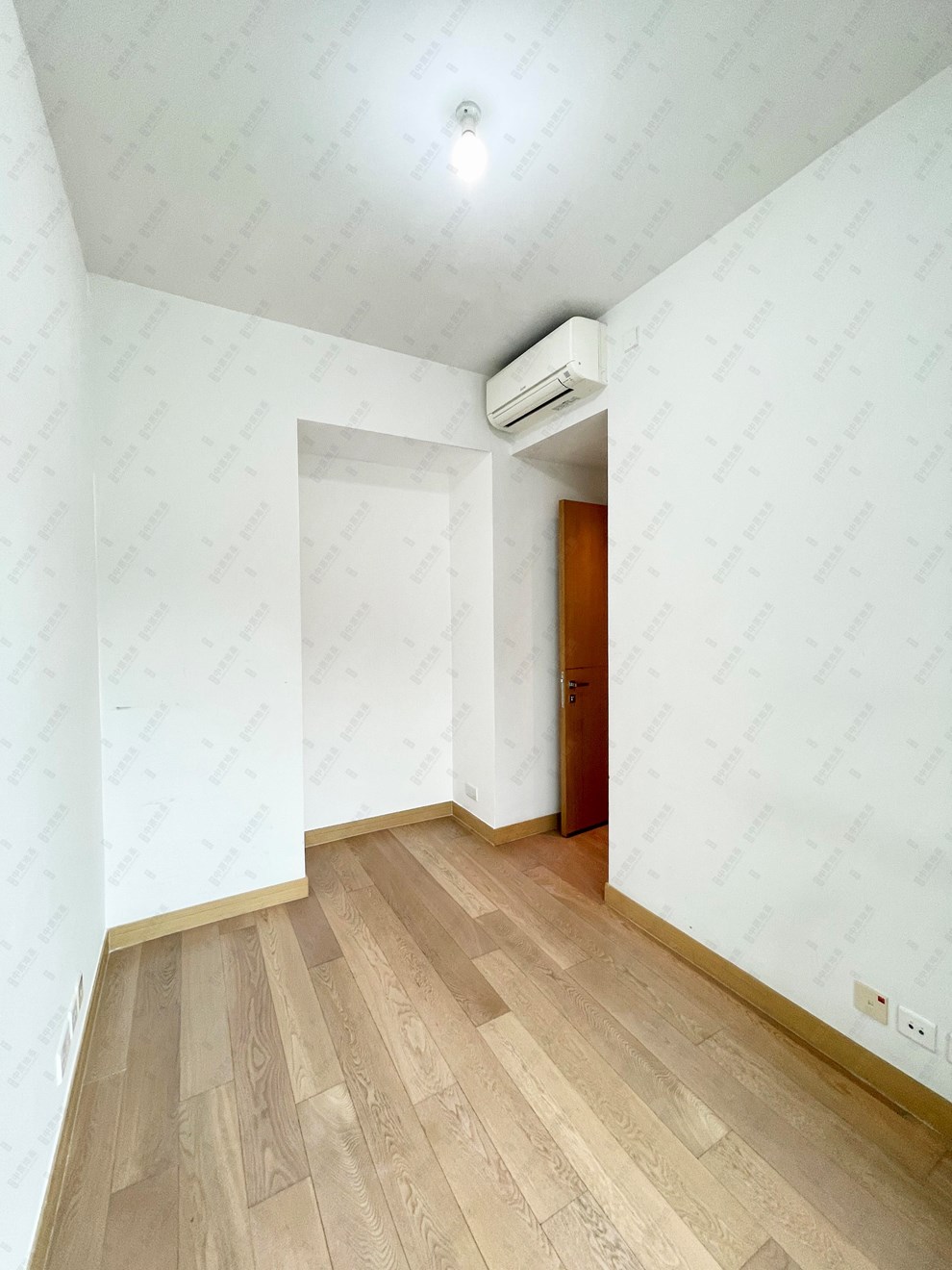 Unit Interior-Master Bedroom