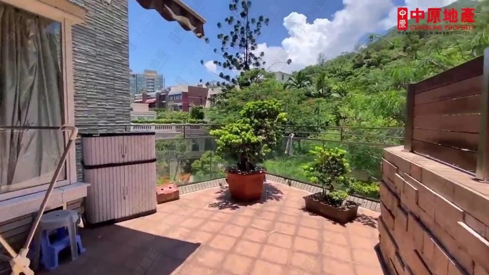 Unit Exterior-Terrace