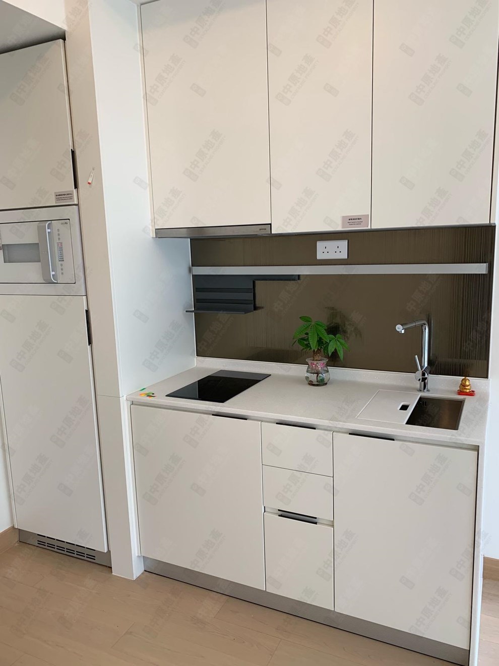 Unit Interior-Kitchen