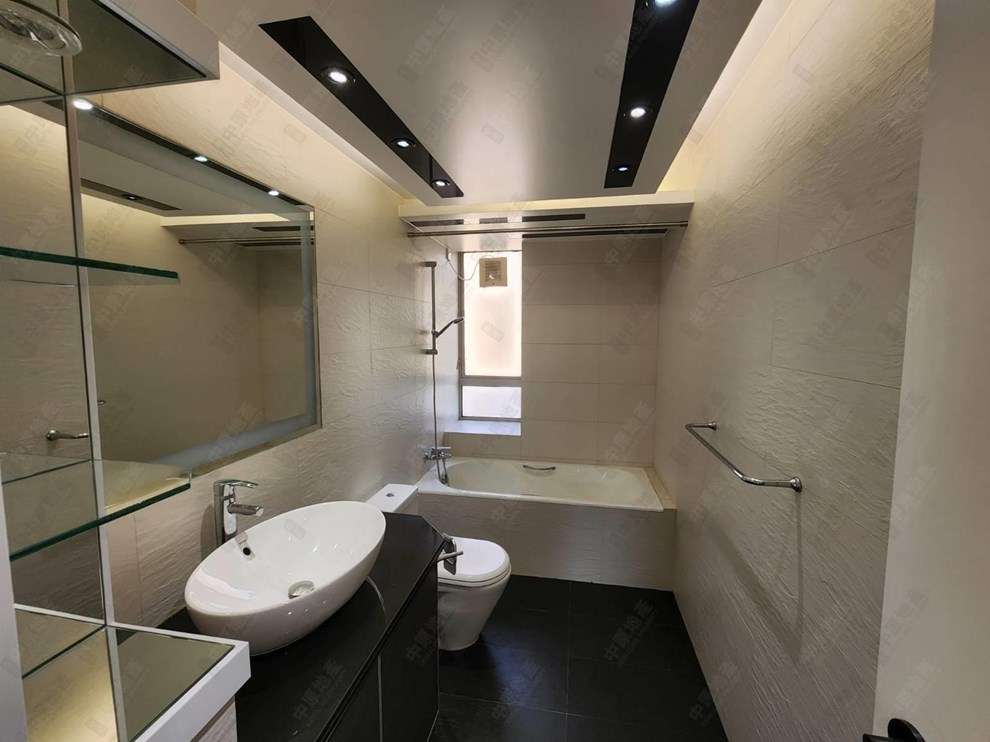 Unit Interior-Bathroom