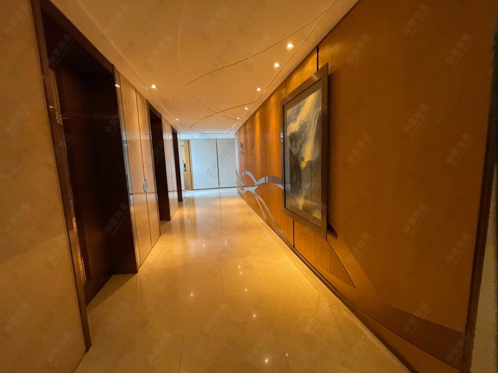 Building-Corridor