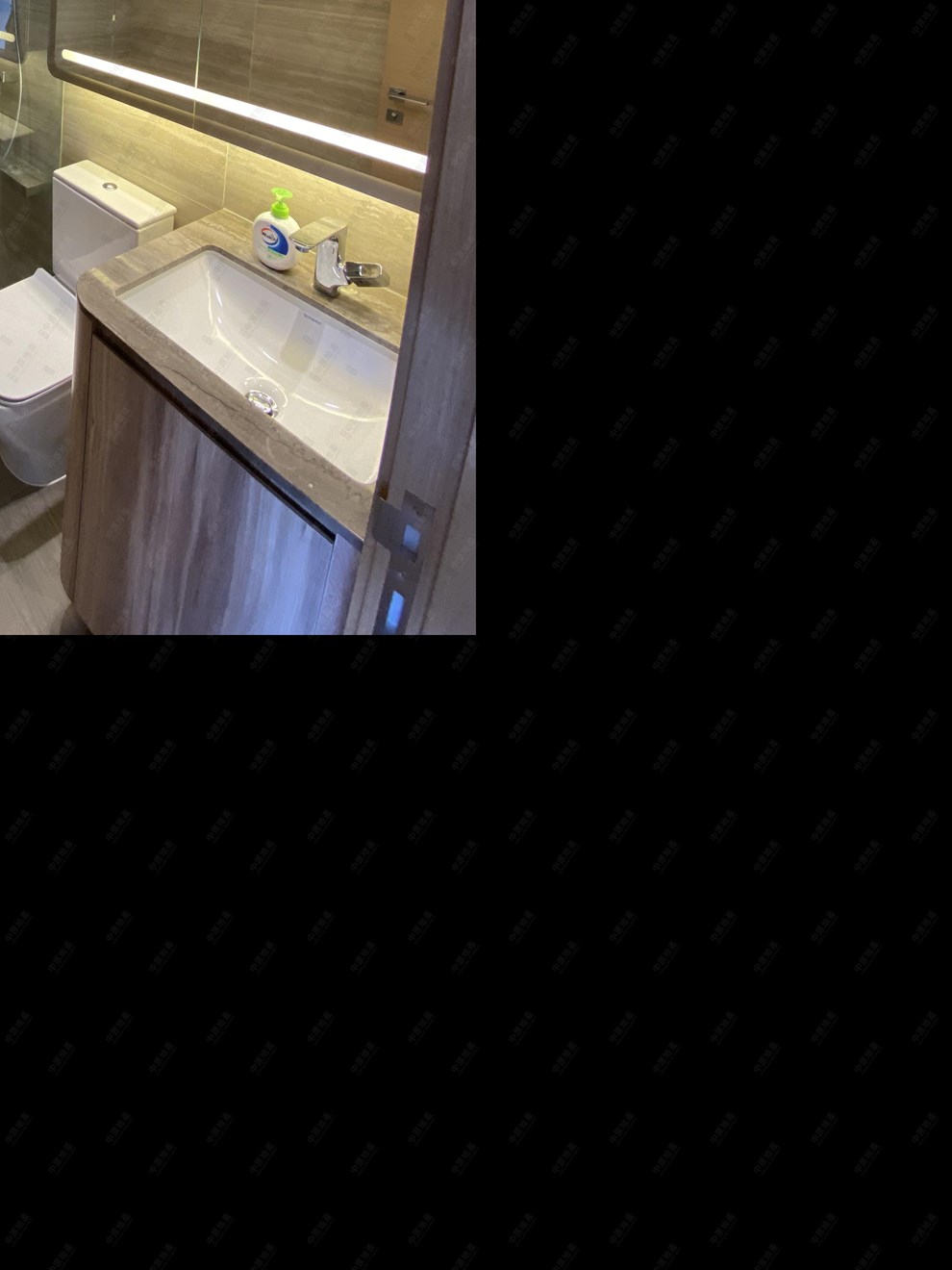 Unit Interior-Bathroom