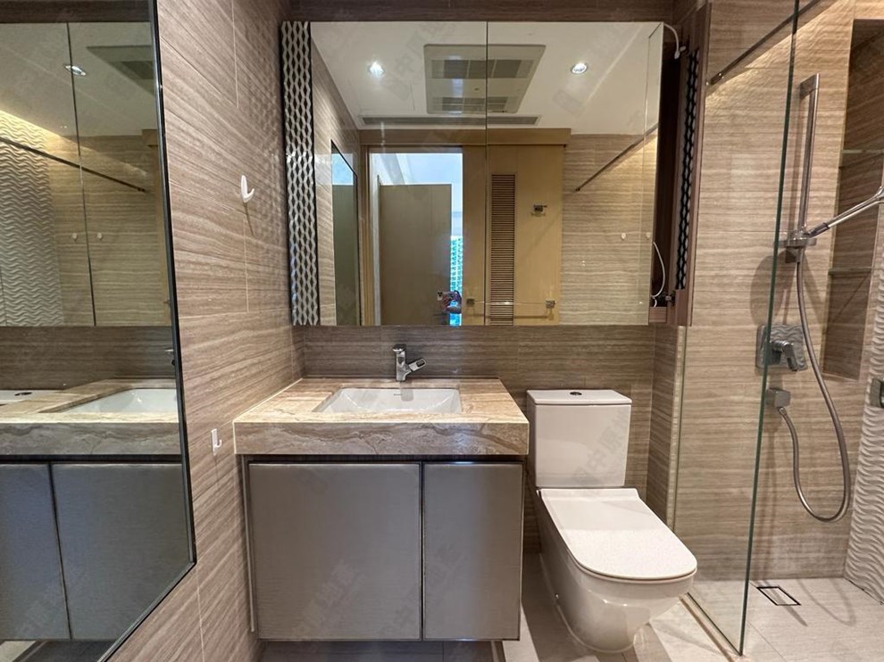 Unit Interior-Bathroom