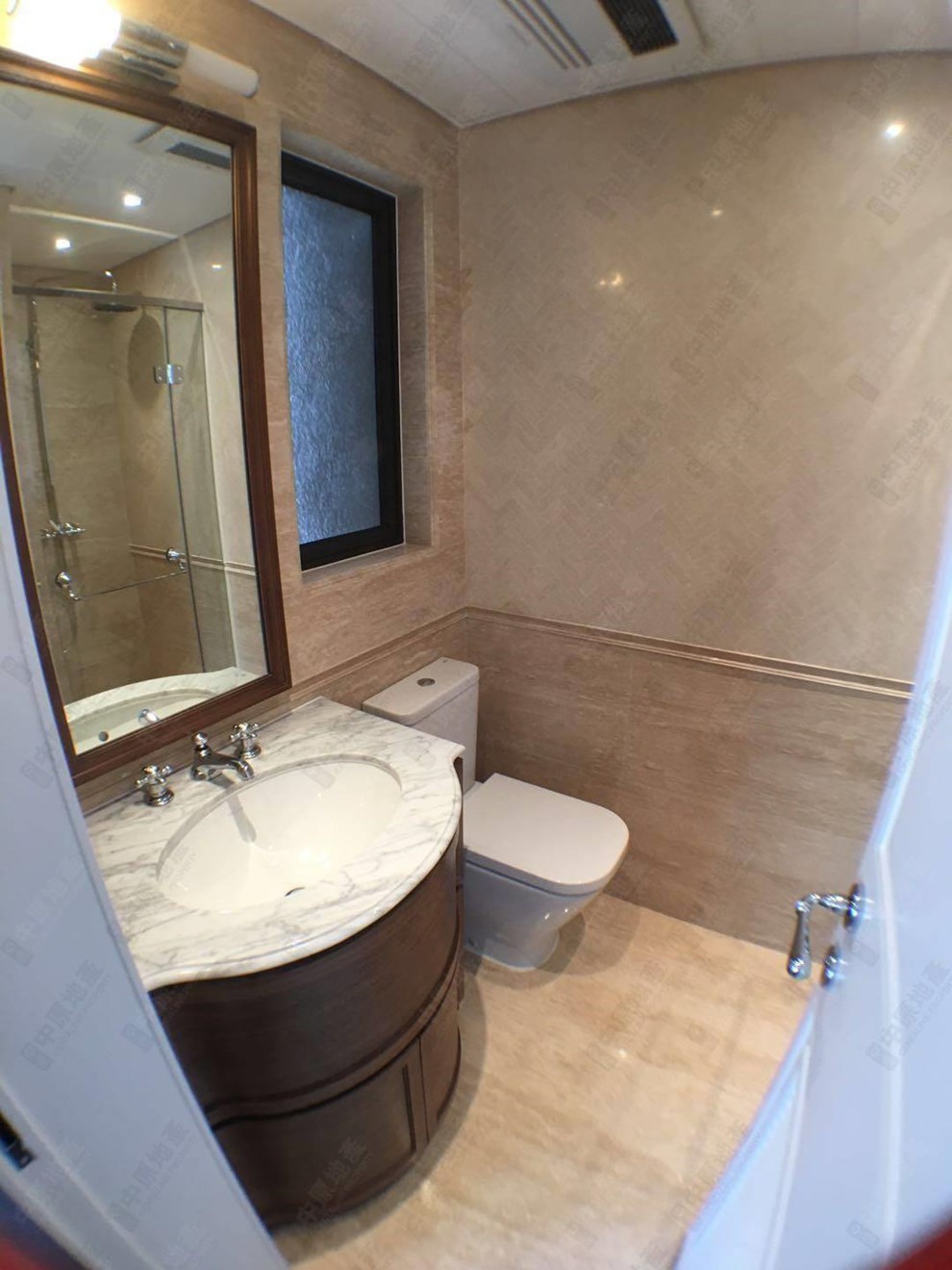 Unit Interior-Bathroom