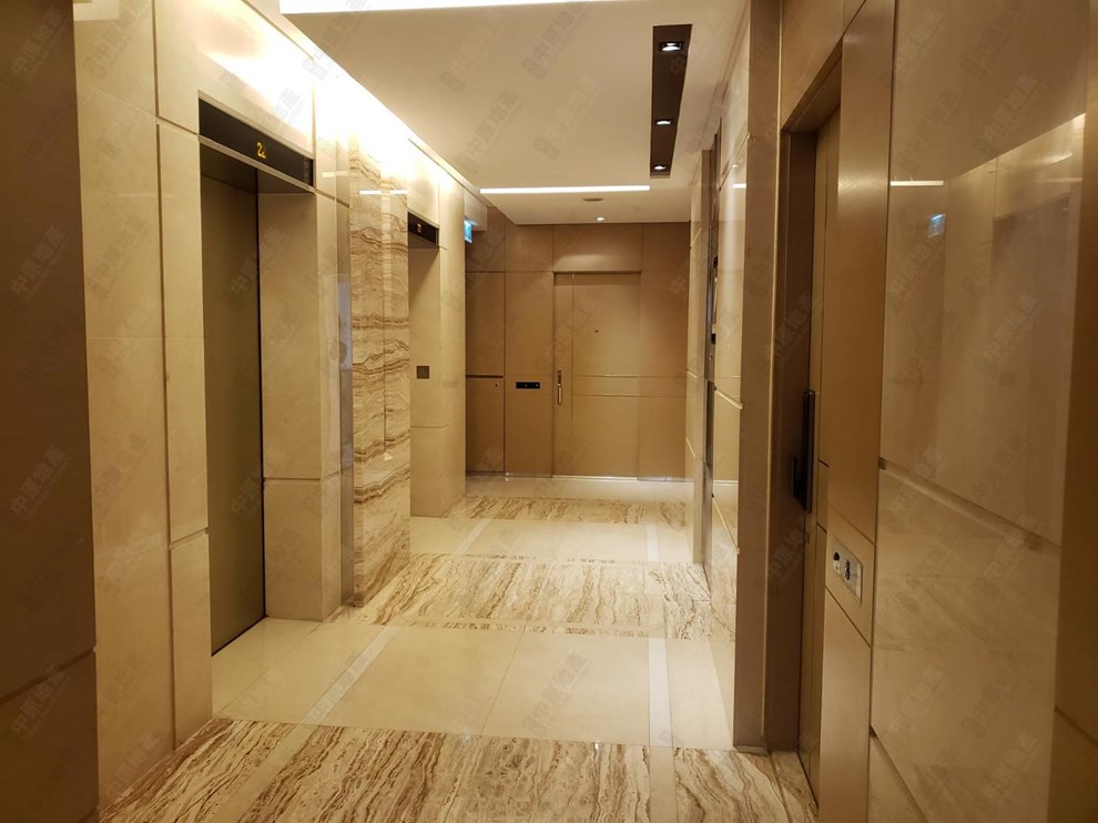 Building-Lobby