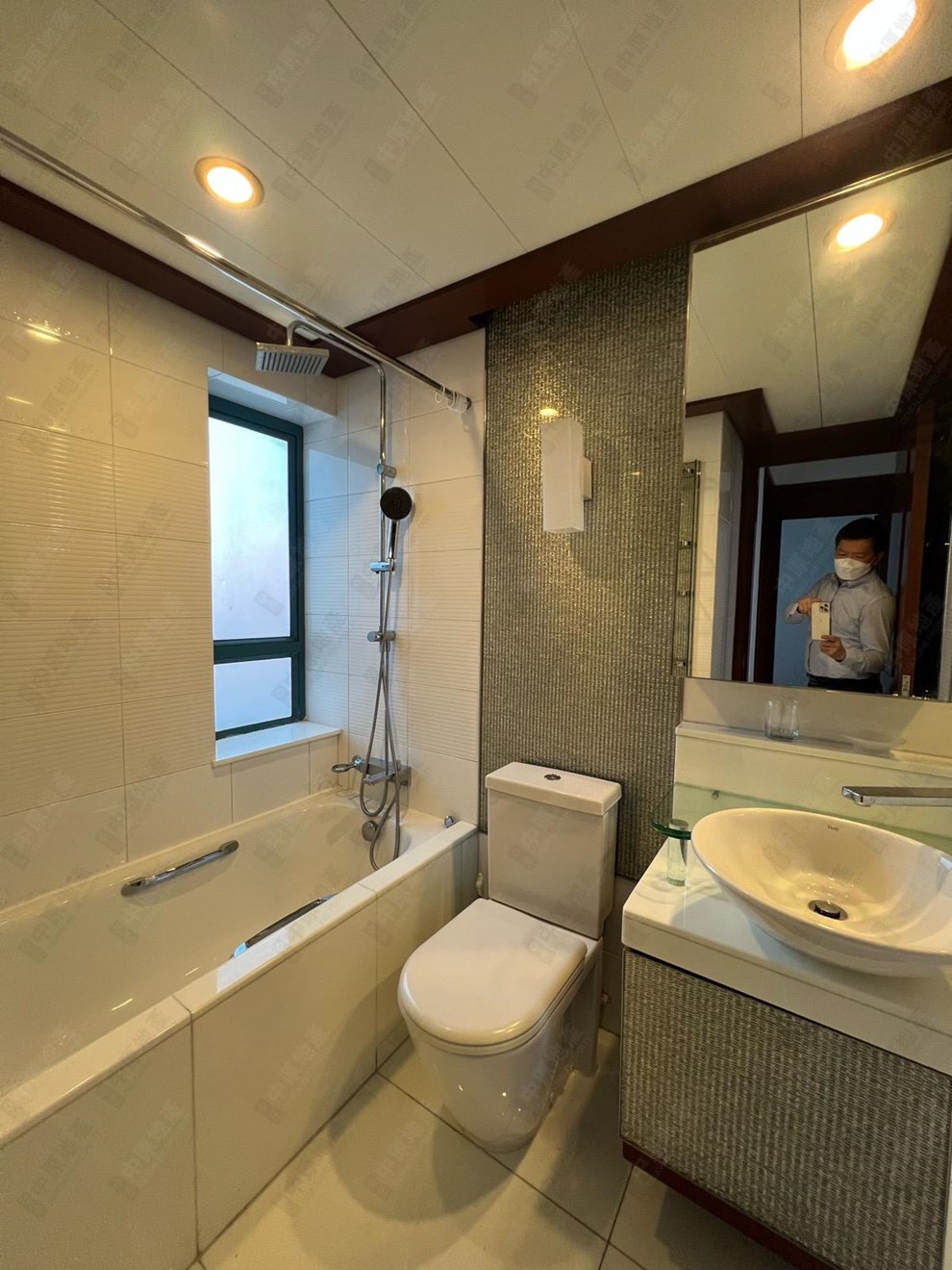 Unit Interior-Bathroom